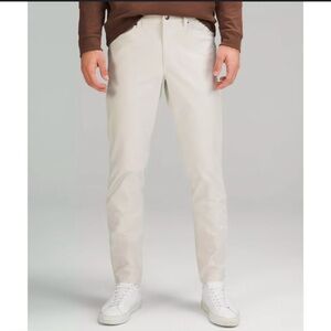 LULULEMON MEN’S ABC RELAXED TROUSERS IN BONE SIZE 34